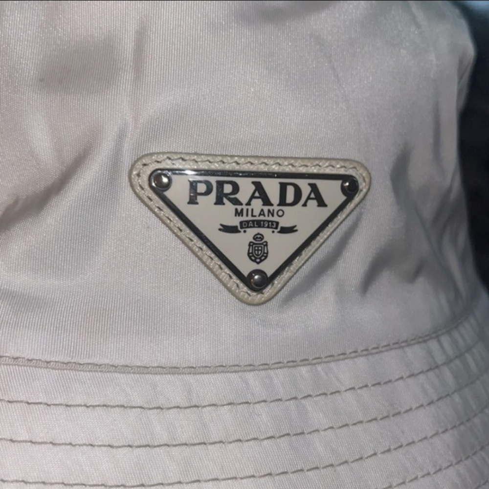 Prada hat - Picture 4 of 4